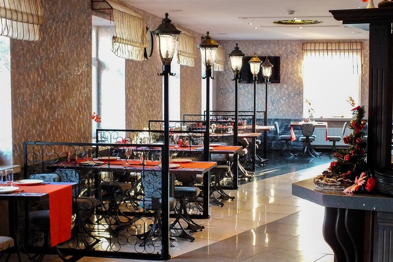 Apalenis Hotel Рига Екстериор снимка