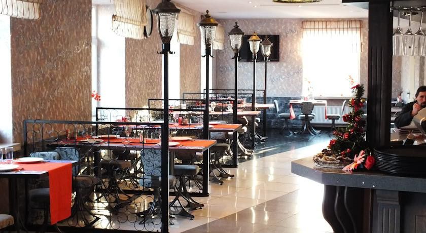 Apalenis Hotel Рига Екстериор снимка