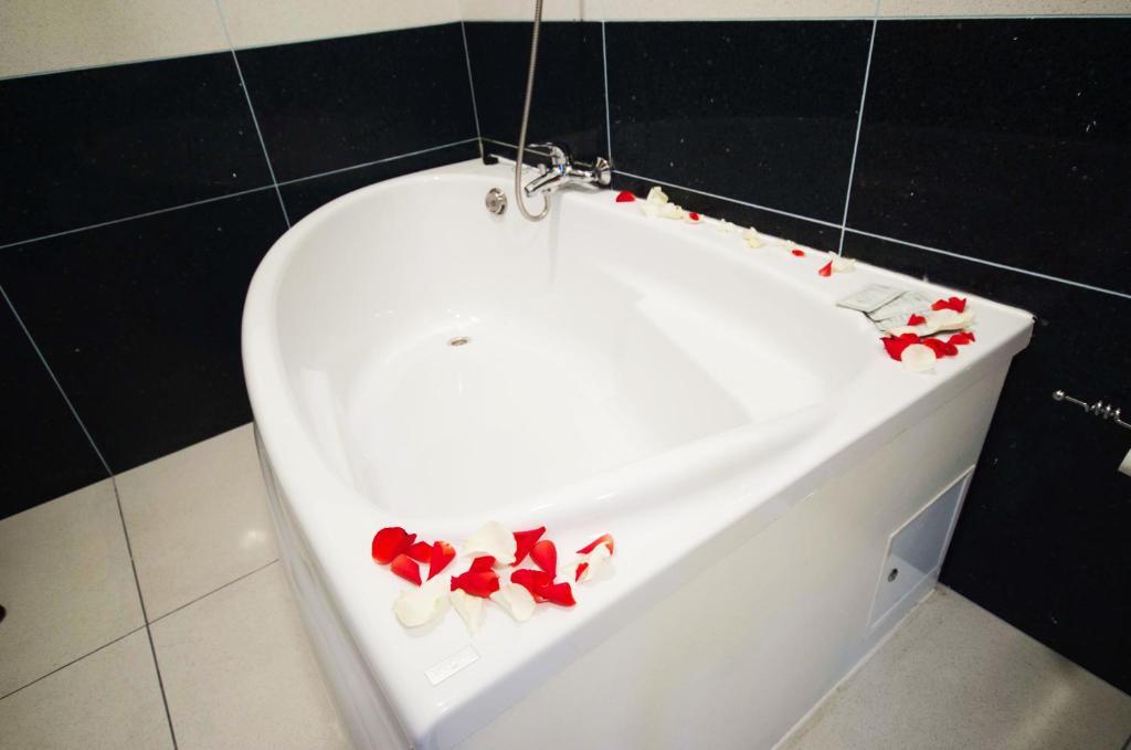 Apalenis Hotel Рига Стая снимка
