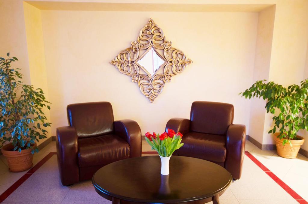 Apalenis Hotel Рига Екстериор снимка