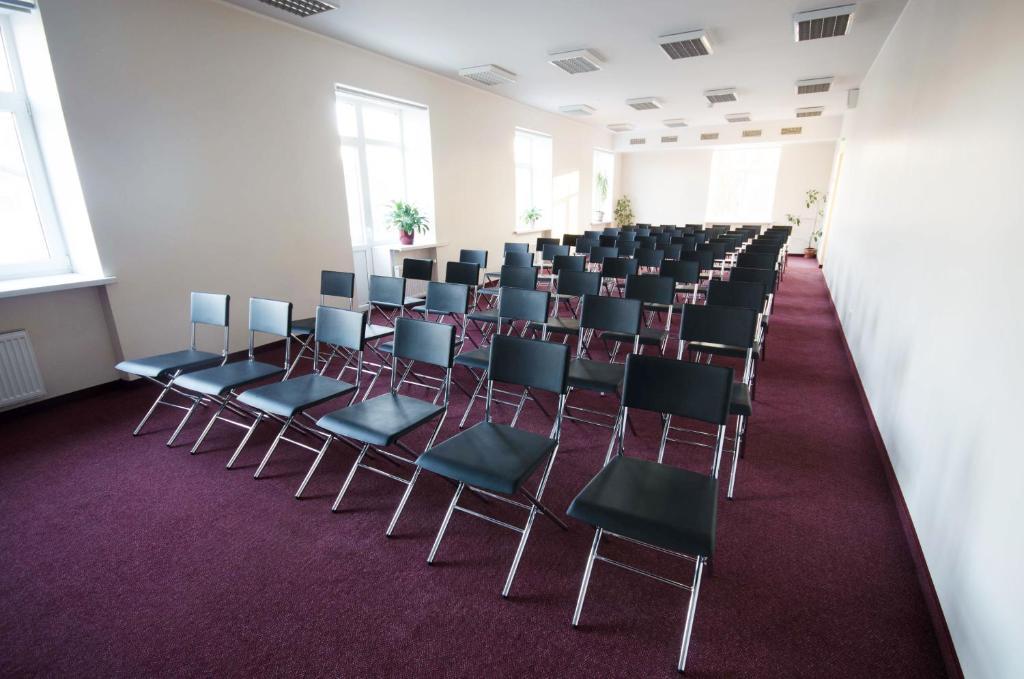 Apalenis Hotel Рига Екстериор снимка